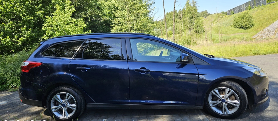 Ford Focus cena 26990 przebieg: 173000, rok produkcji 2013 z Międzybórz małe 232